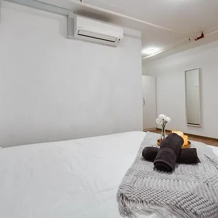 Pinnacle Pj-Ps4-Netflix-Klcc View-5Pax Petaling Jaya Exterior photo