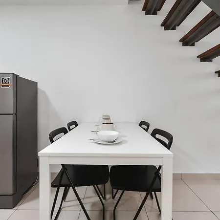 Pinnacle Pj-Ps4-Netflix-Klcc View-5Pax Petaling Jaya Exterior photo
