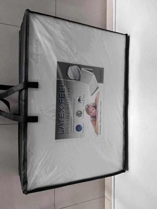 Pinnacle Pj-ps4-netflix-klcc View-5pax Pangsapuri *