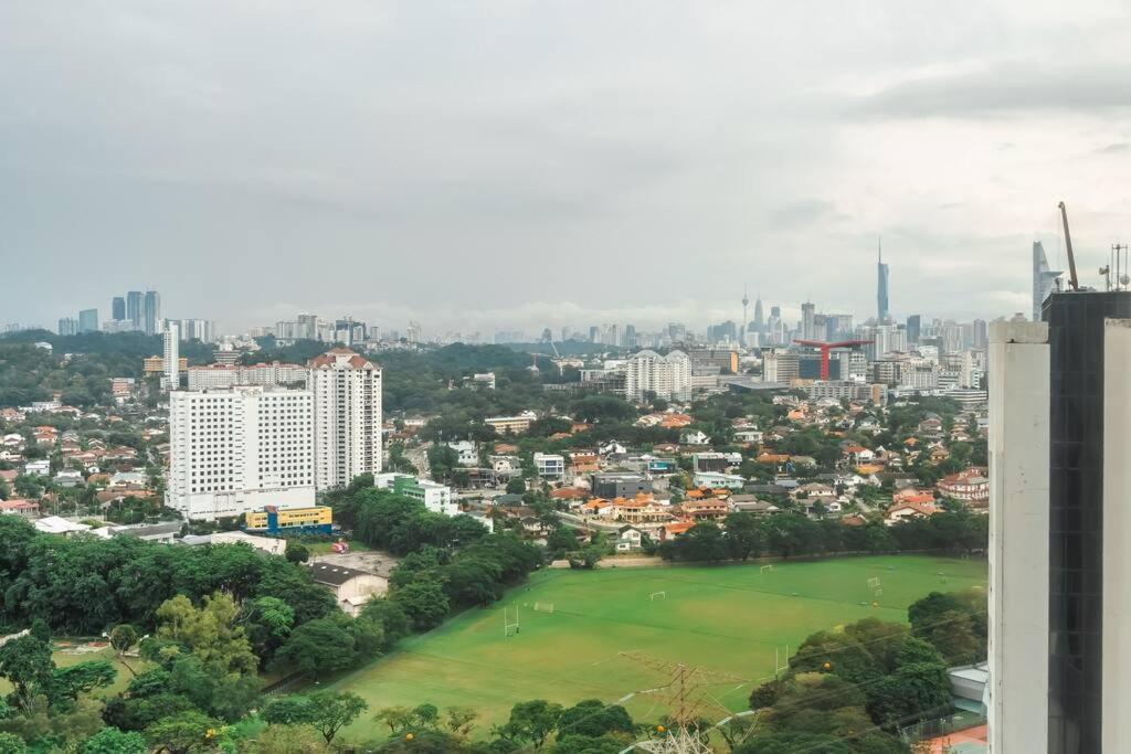 Pinnacle Pj-ps4-netflix-klcc View-5pax Apartment